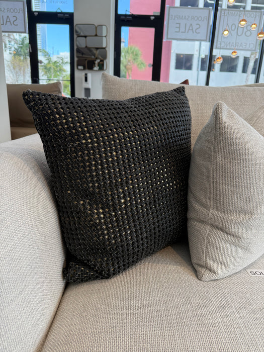 Tamurana Pillow 20”x20”