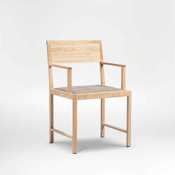 Baiana Chair (With Arms)