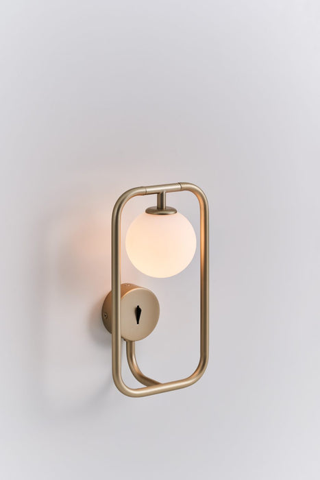 Circ Wall Lamp