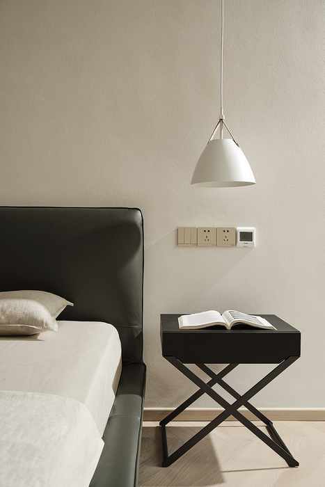 Enzo Side Table w/ Drawer