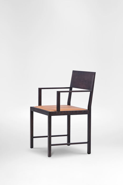 Baiana Chair (With Arms)