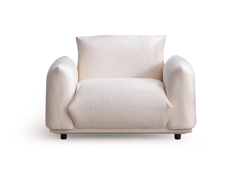 Sola Lounge Chair