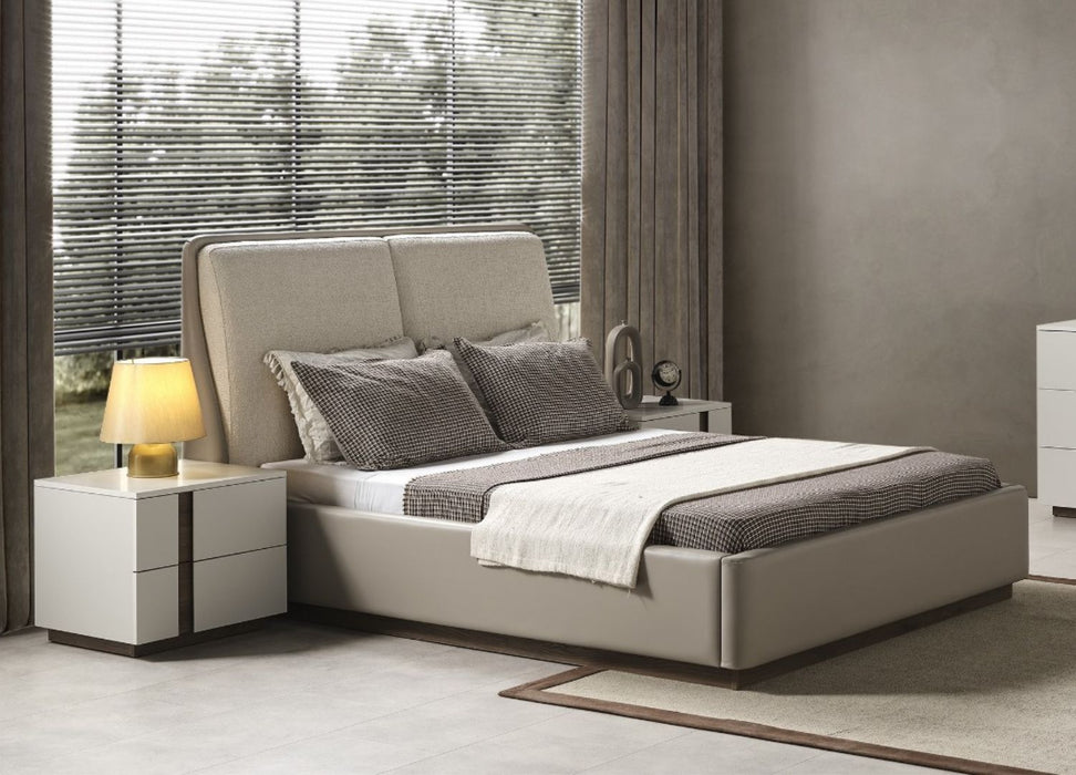 Mina King Bed