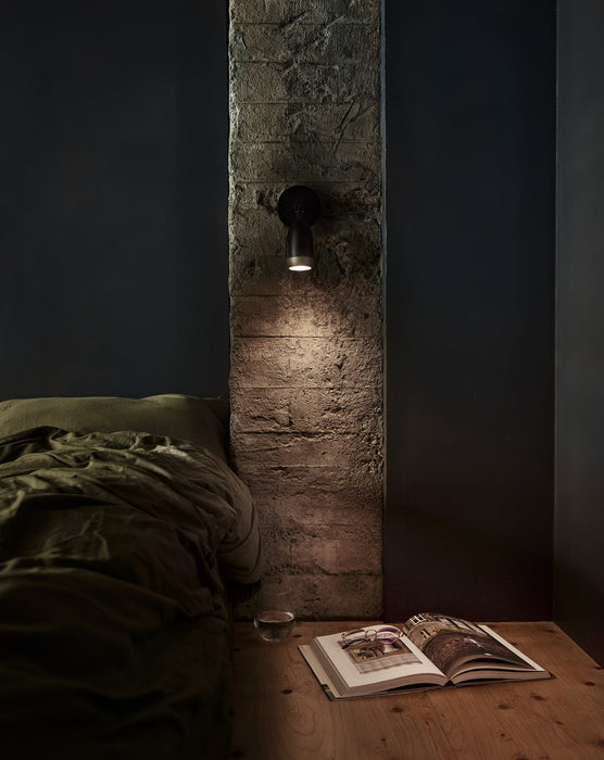 Town Wall Lamp