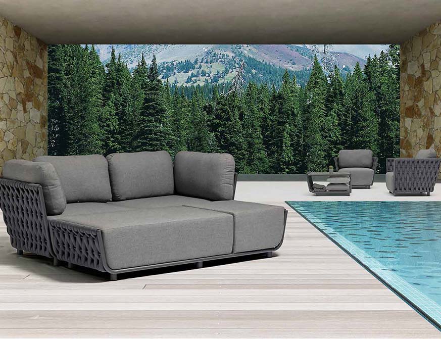 Summer Swivel Armchair