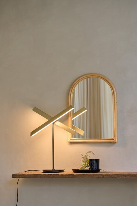 Kanect Table Lamp