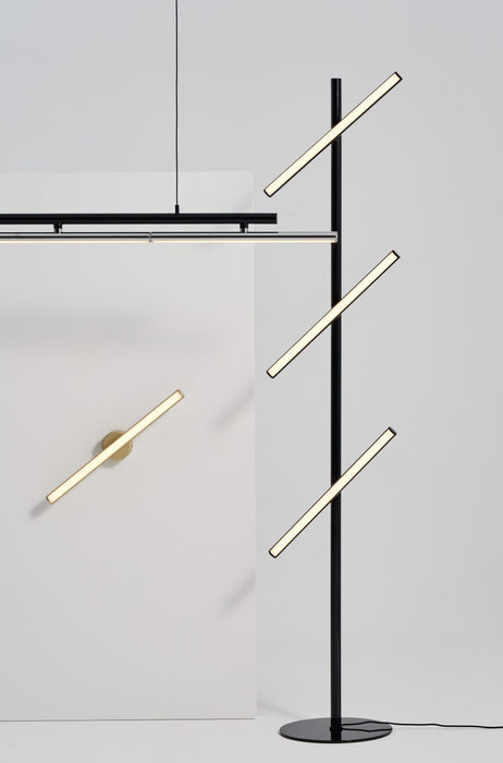 Iza Wall Lamp