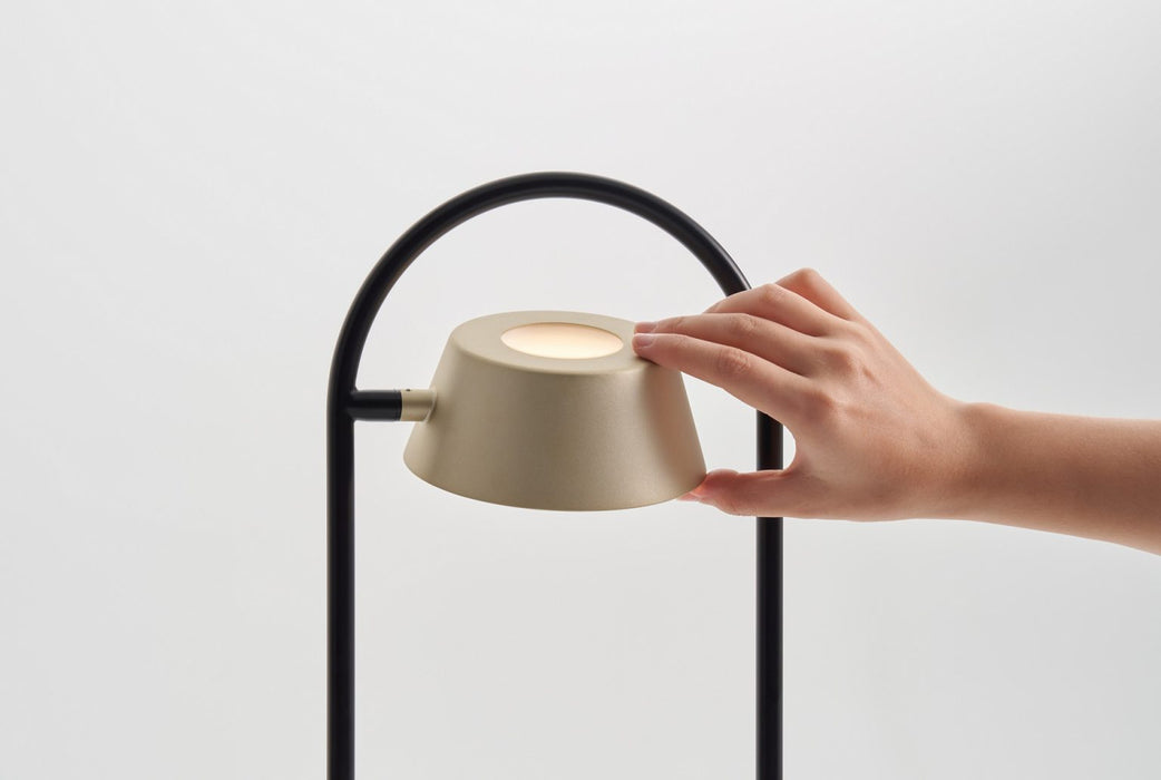 Pol Ring Table Lamp