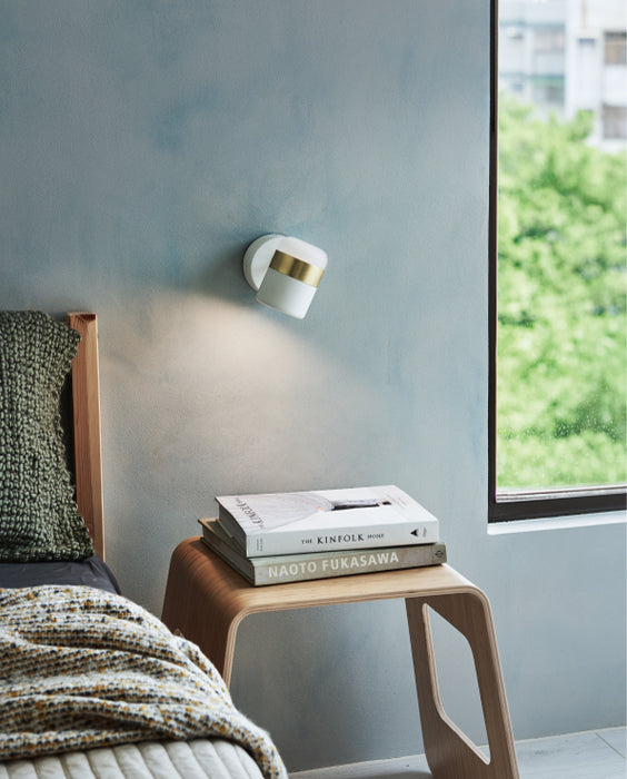Zing Wall Lamp