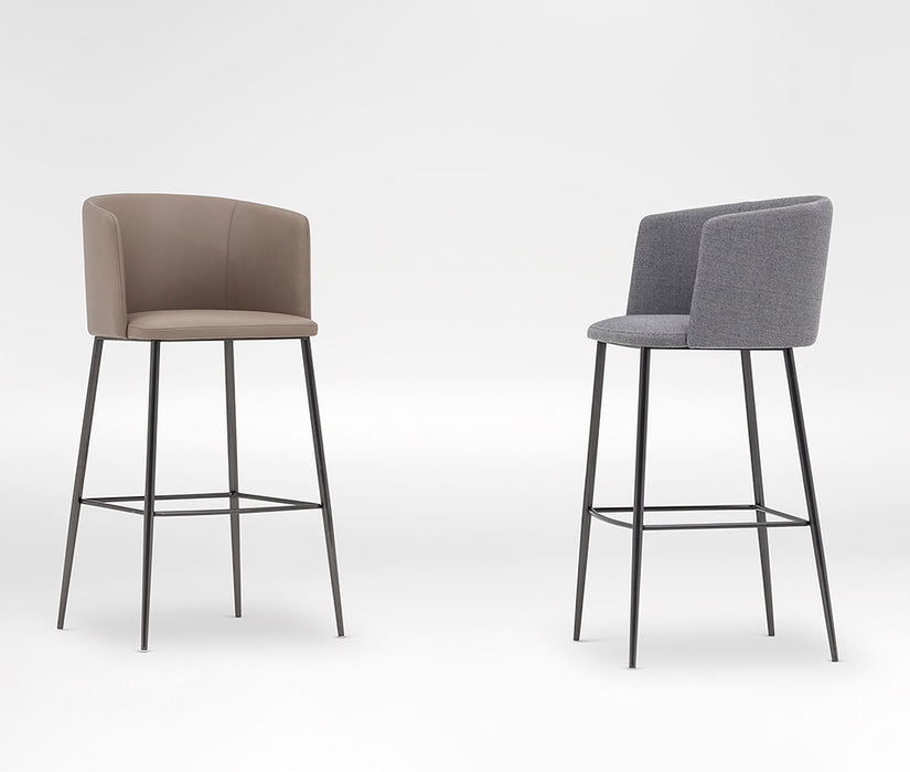Ballet Counter Stool (w/ Arms)