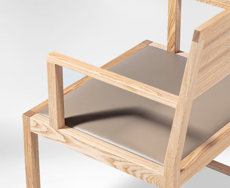 Baiana Chair (With Arms)