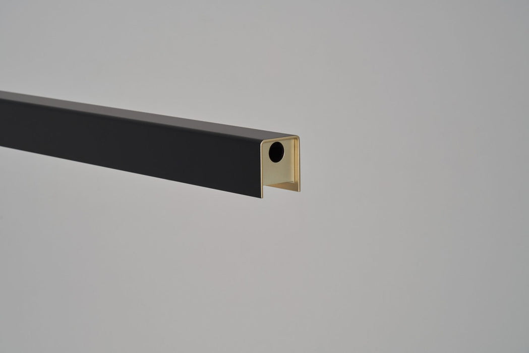 Quare Linear Pendant