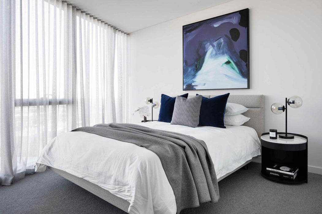 Amor Queen Bed