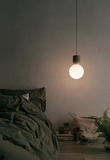 Manor Glo Medium Pendant