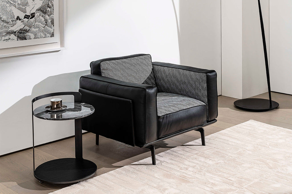 Moda Lounge Chair