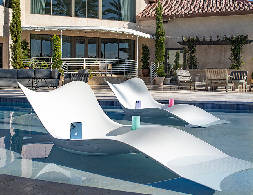 Lagoon in Pool Chaise