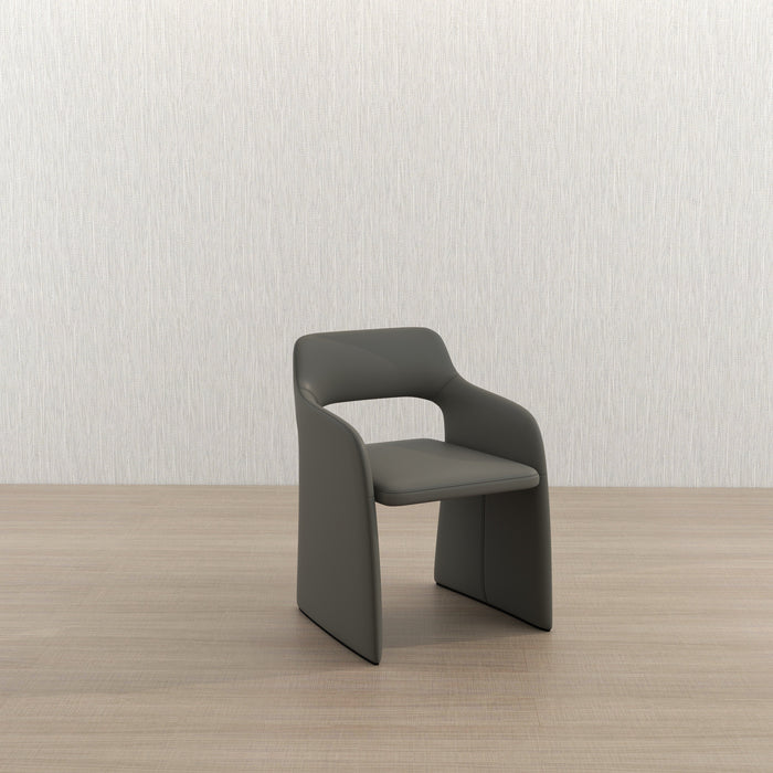 Echo Petite Chair